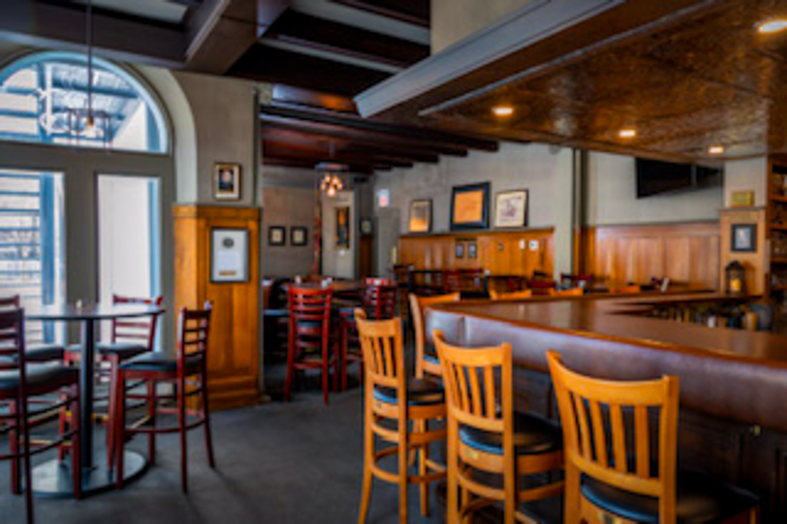 The bar room at The Brantford Club with its arched window